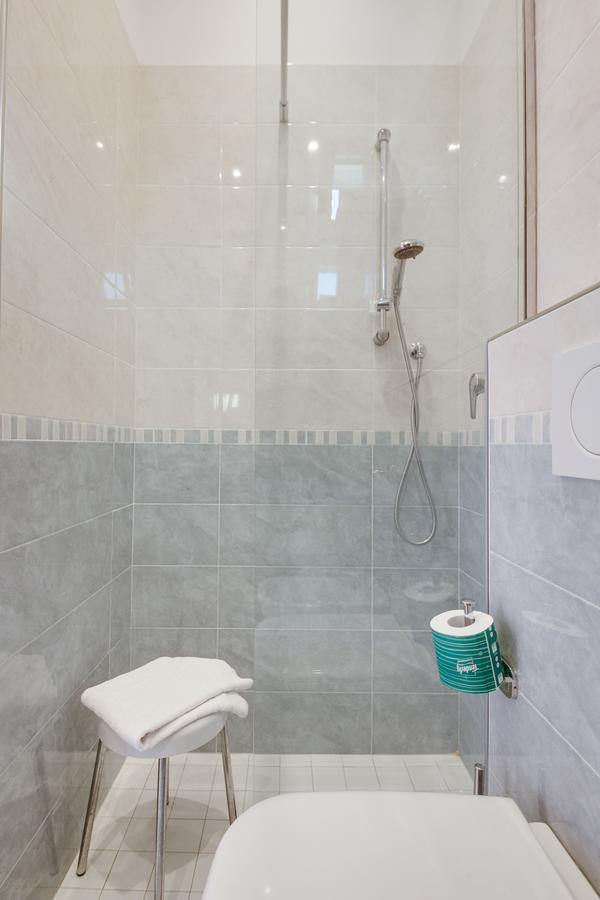 Hotel Barbiani Ρίμινι Εξωτερικό φωτογραφία
